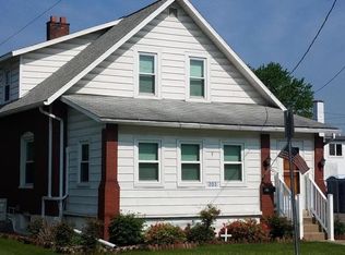 203 Pennsylvania Ave, Mill Hall, PA 17751