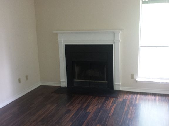 5th image of 1536 Lincoln Way APT 303B