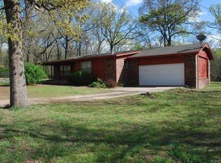 141 Dove Rd, Locust grove, OK 74352