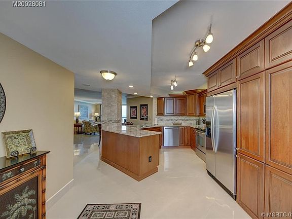 3rd image of 9550 S Ocean Dr APT 1603