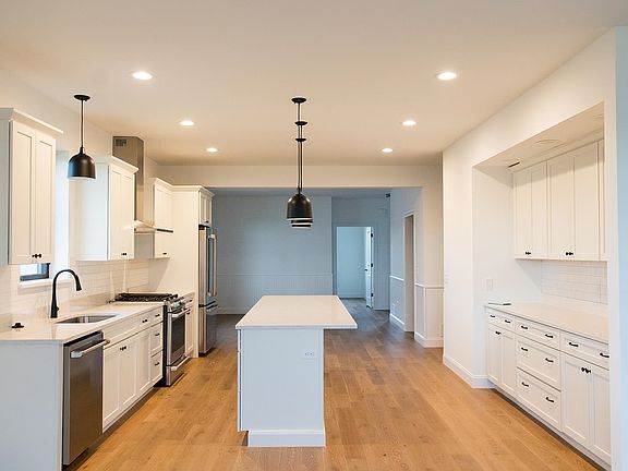 2nd image of 23 Russet Road
