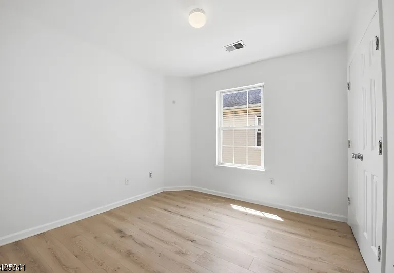 20 Wakeman Ave — Photo 18