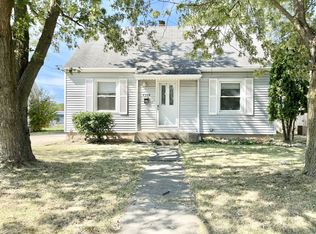 4304 SW Anthony Wayne Dr, Fort Wayne, IN 46806