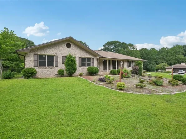 2676 Abington Dr, Snellville, GA 30078