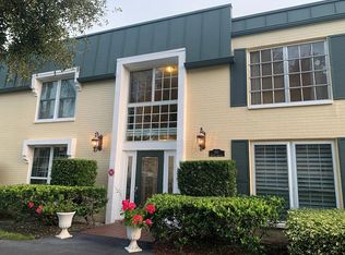 501 Bayview Dr NE APT 4, Saint Petersburg, FL 33704