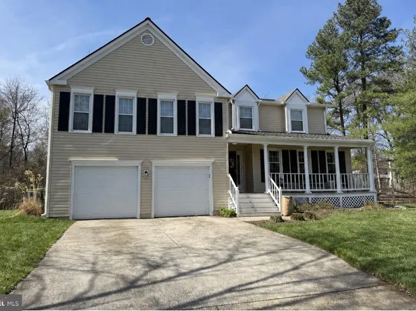 21 Devenshire Ct, Sterling, VA 20165