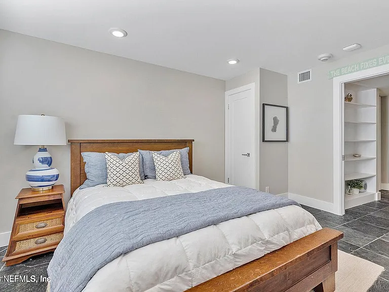 1601 Ocean Dr S #910 — Photo 27