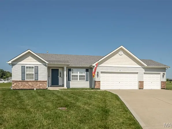 229 Essex Ct, Wright City, MO 63390