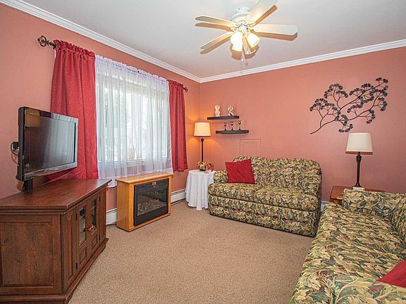 4th image of 97 Birs Ave