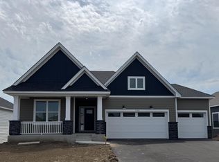 7142 201st St W, Lakeville, MN 55044
