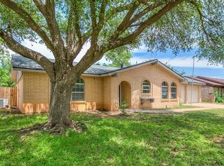 3868 Honeysuckle Ln, San Angelo, TX 76904