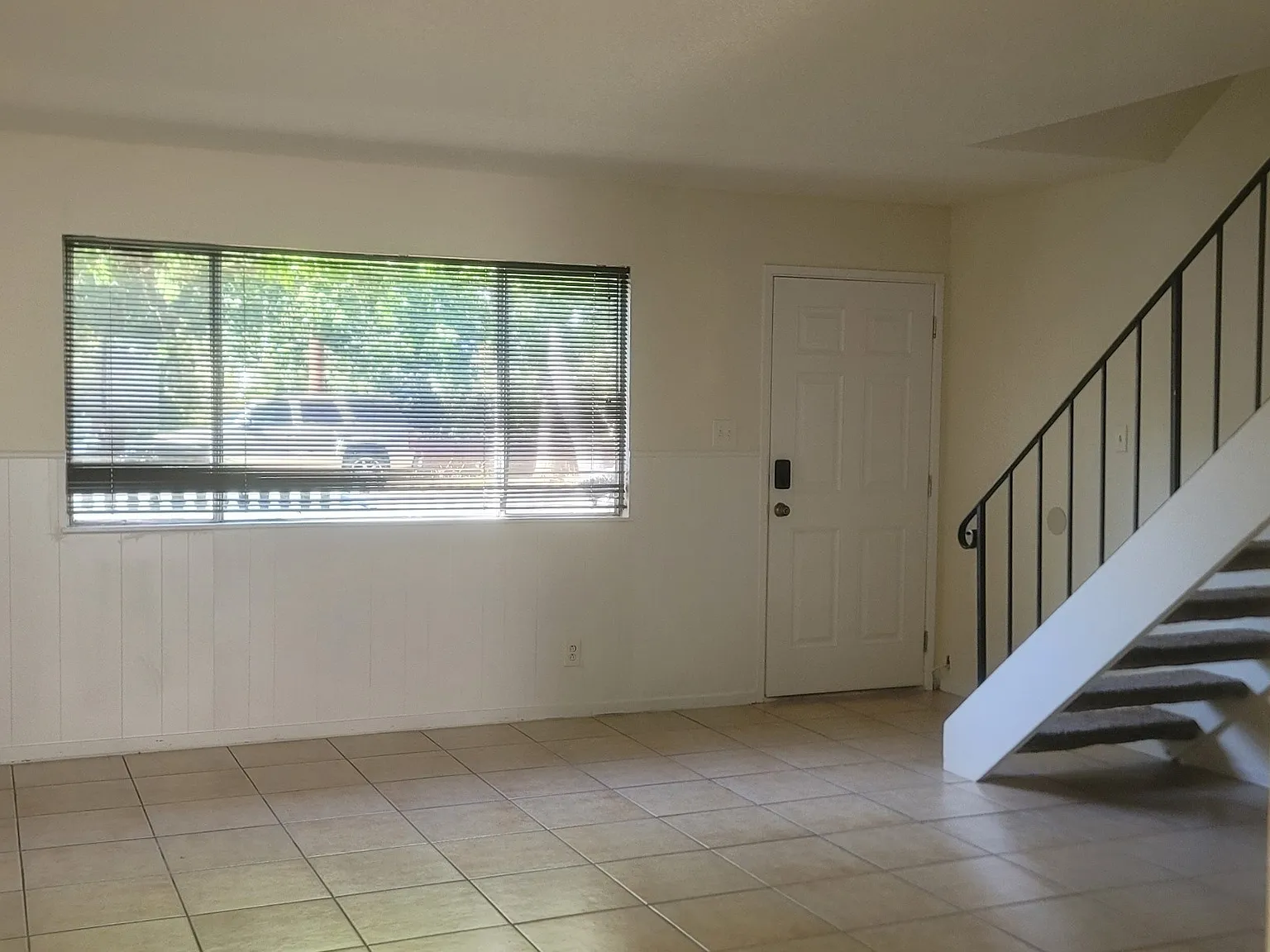 2 bed, 1.5 bath, $2,500 — Photo 1