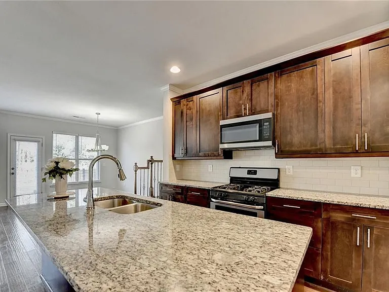 5535 Lightheart Ct — Photo 15