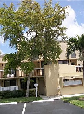 5th image of 2811 SW 87th Ter APT 1210