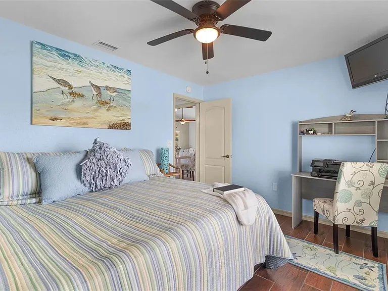 24 Clubhouse Ct — Photo 18