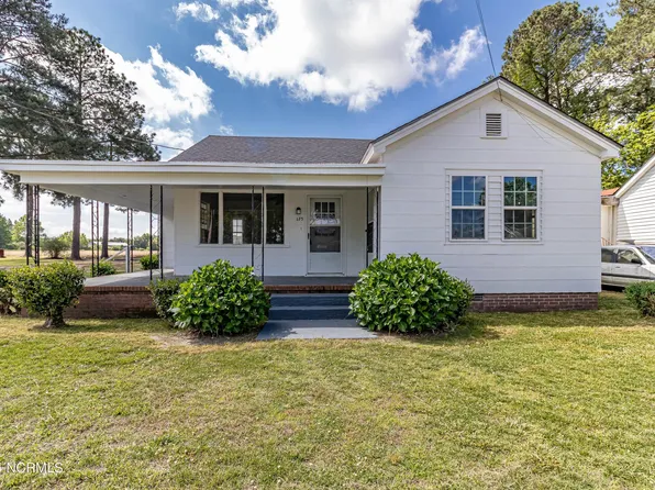 175 Booker Street NW, Pikeville, NC 27863