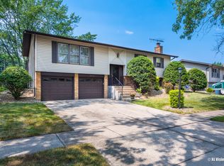 15312 Orogrande Dr, Oak Forest, IL 60452