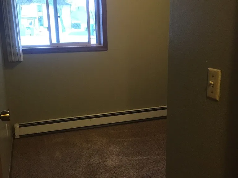 1550 Collegeway Way — Photo 9