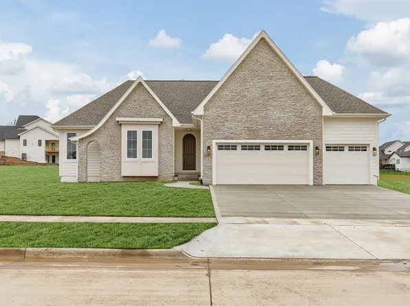 2001 Bluebell Dr, Norwalk, IA 50211