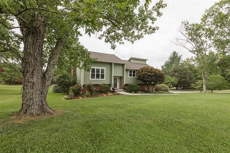 1st image of 11324 Silver Springs Dr