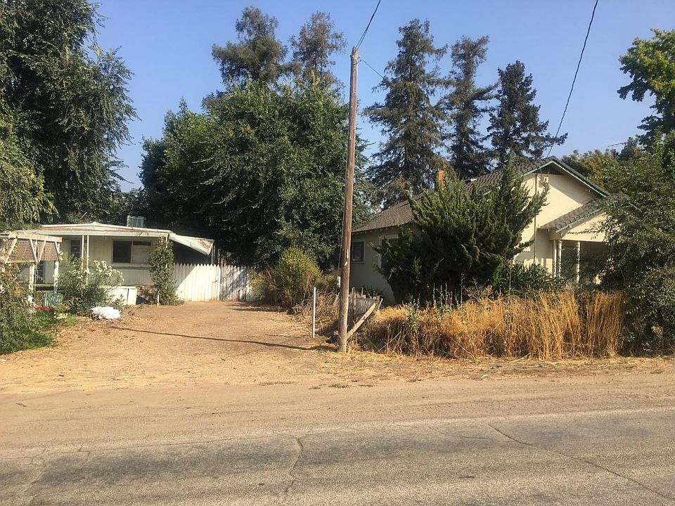 2nd image of 1565 Gilman Rd