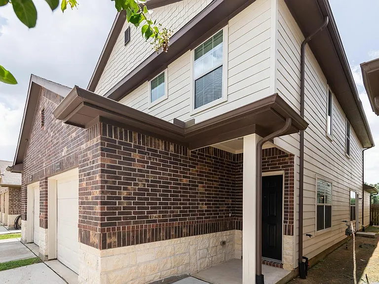 12130 Pia Dr — Photo 3