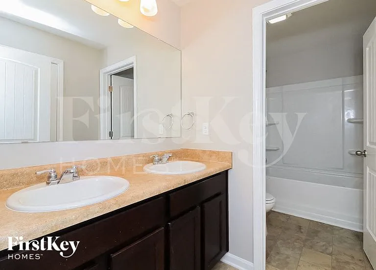 106 Woodbridge Trl — Photo 11