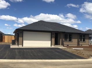 190 Masyn Ct, Roseburg, OR