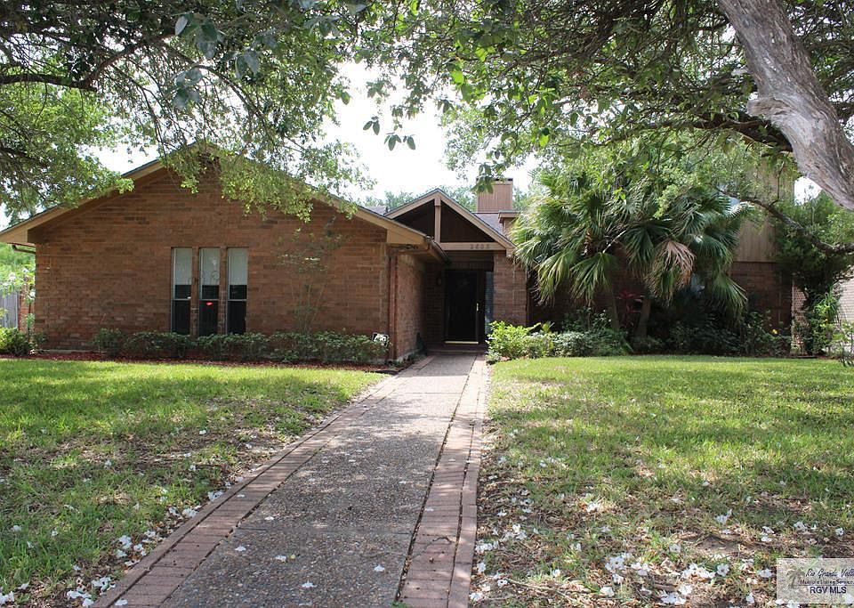 1st image of 2805 Lazy Lake Dr