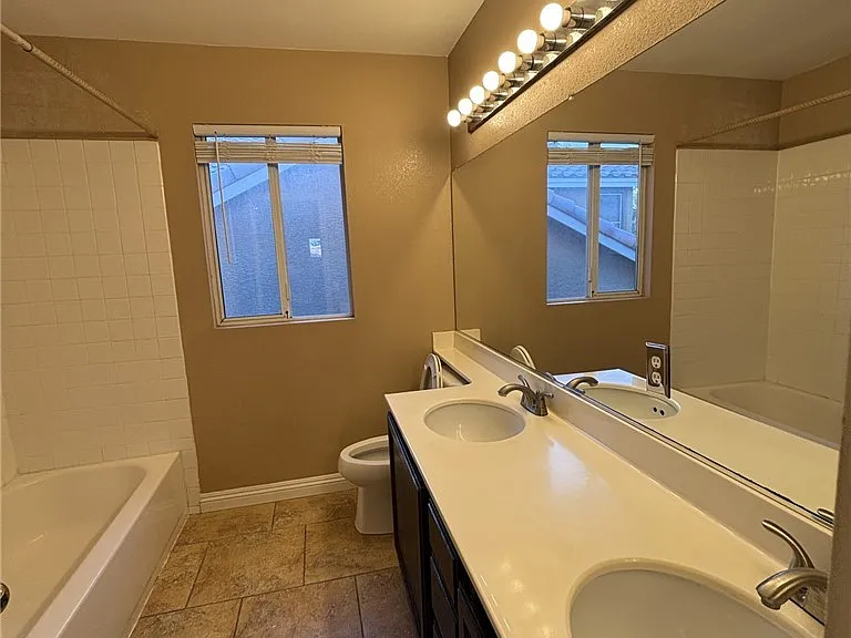 10341 Hunters Meadow Ave — Photo 20