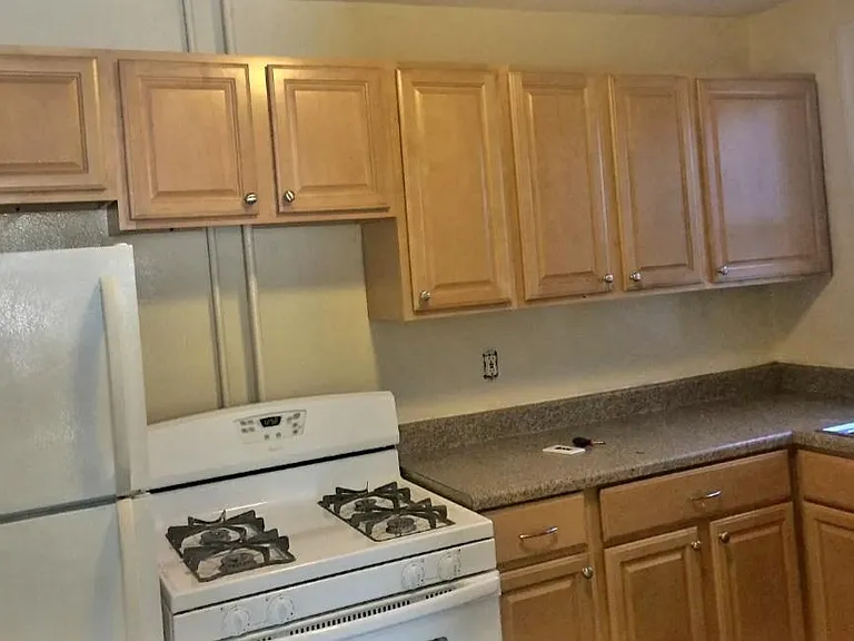 97 Slocum St #2 — Photo 4