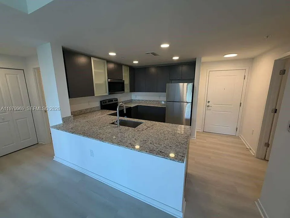 5587 Millenia Park Blvd #206