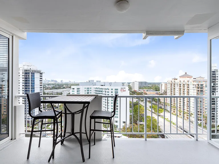 2800 E Sunrise Blvd #19D — Photo 27