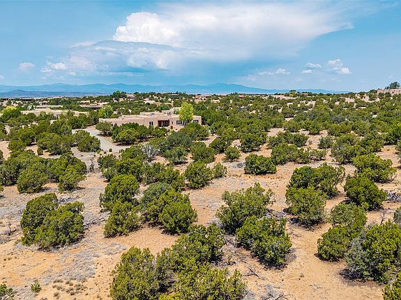 3rd image of 56 Paseo Del Coyote
