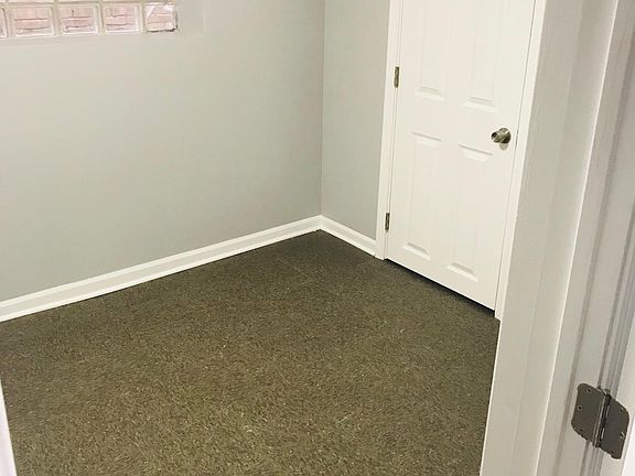 5th image of 3350 N Kedvale Ave #G