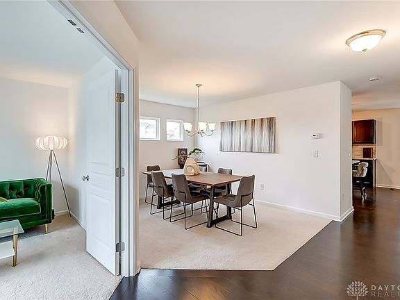 3rd image of 6082 Magnolia Woods Way