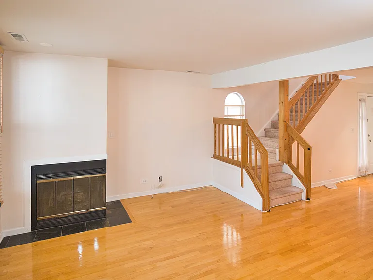 1170 S Plymouth Ct #2SE — Photo 6