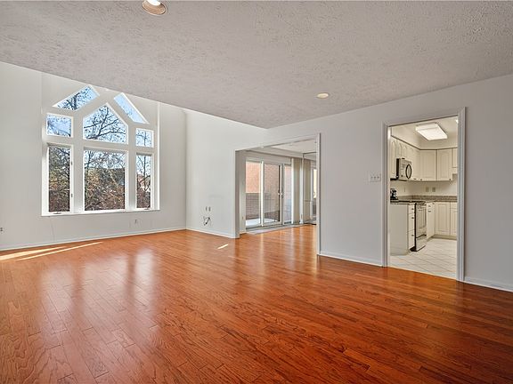 3rd image of 100 Denniston St APT 304