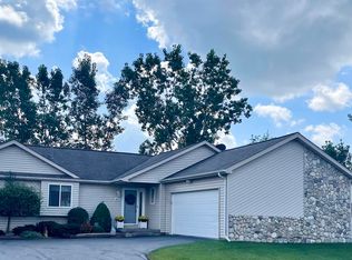 10210 Hawthorne Ridge Rd #4, Goodrich, MI 48438