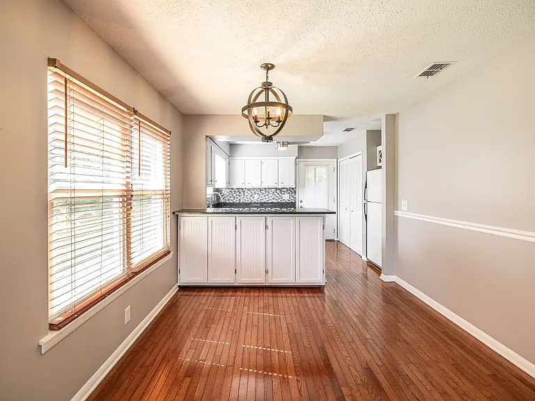 5507 Hill Ct — Photo 44