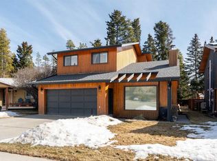803 W Larch Pl #800, Canmore, AB T1W1S4