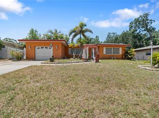 927 Parkwood Dr, Dunedin, FL 34698