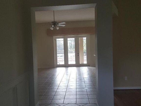 4th image of 9433 Brownwood Ct