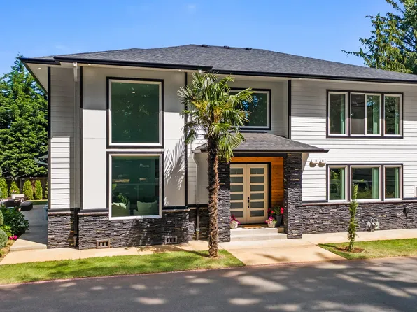 483 SW Cherry Park Rd, Troutdale, OR 97060