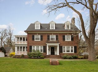 200 Hampton St, Cranford, NJ 07016