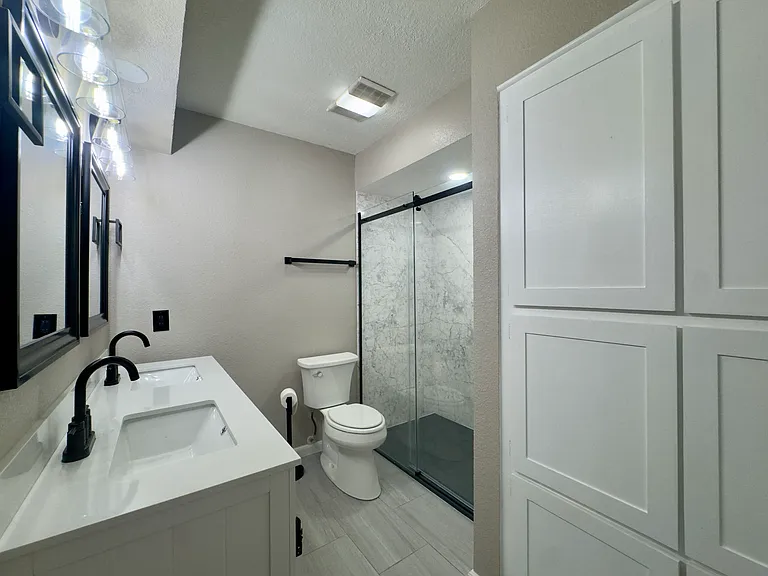 14002 Crossing Way E — Photo 28