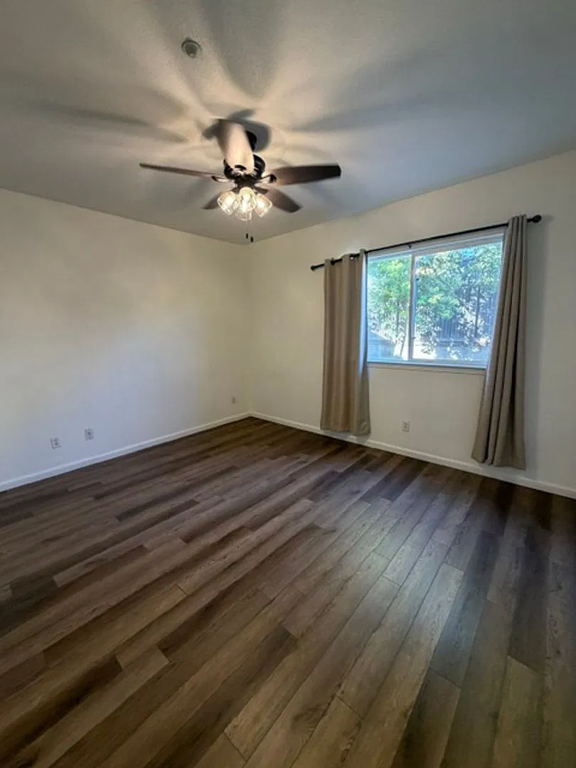 Move in Special - Sycamore Ranch 3 bedroom home — Photo 2