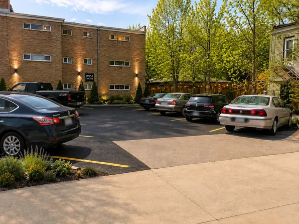 1120 Greenleaf Ave #D, Wilmette, IL 60091