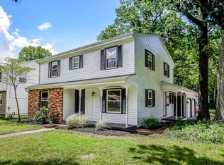 776 Cliffside Dr, Akron, OH 44313