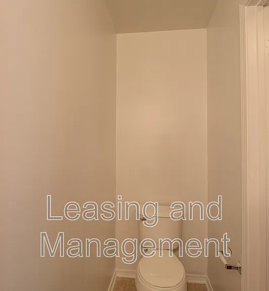 8811 Kellum Dr — Photo 11